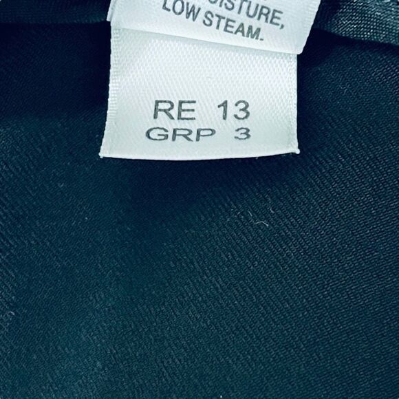 St. John Yellow Label Lightweight Blazer Jacket Size P/2 Long Sleeve - Picture 15 of 15